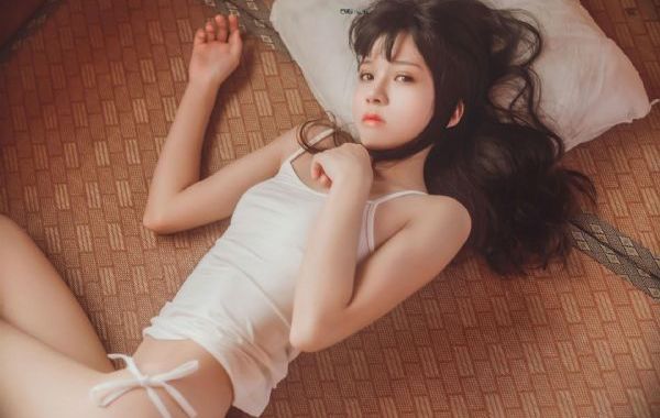 欧美烟熏眼妆_在线观看电视剧