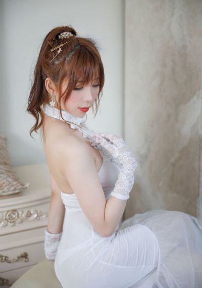 欧美沙滩珍珠脚链女_蓝光动漫在线观看