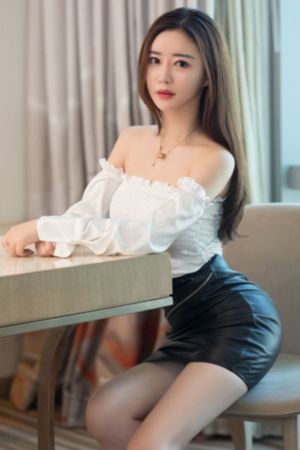 欧美猛男被踩踏_蓝光高清在线观看