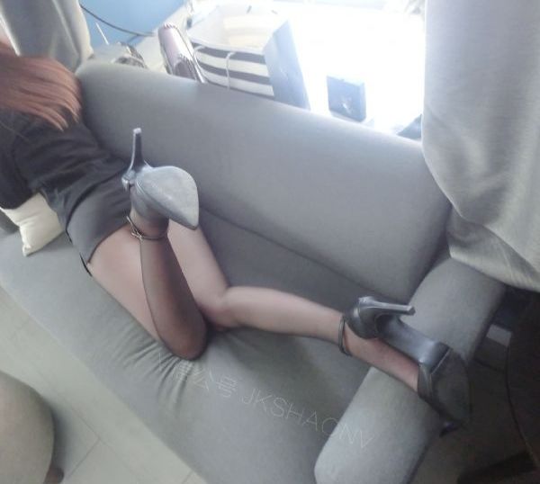 欧美帅气女模特短发_4K免费观看电视剧