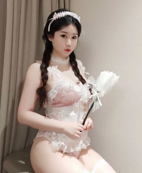 欧美吃奶镜头的电影_高清手机免费观看完整