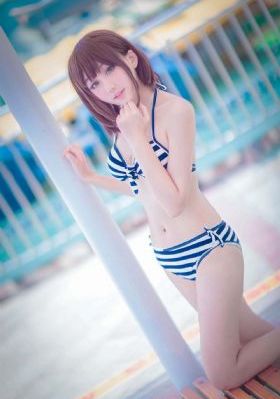 欧美模特胖女泳装视频_剧情片全集免费观看